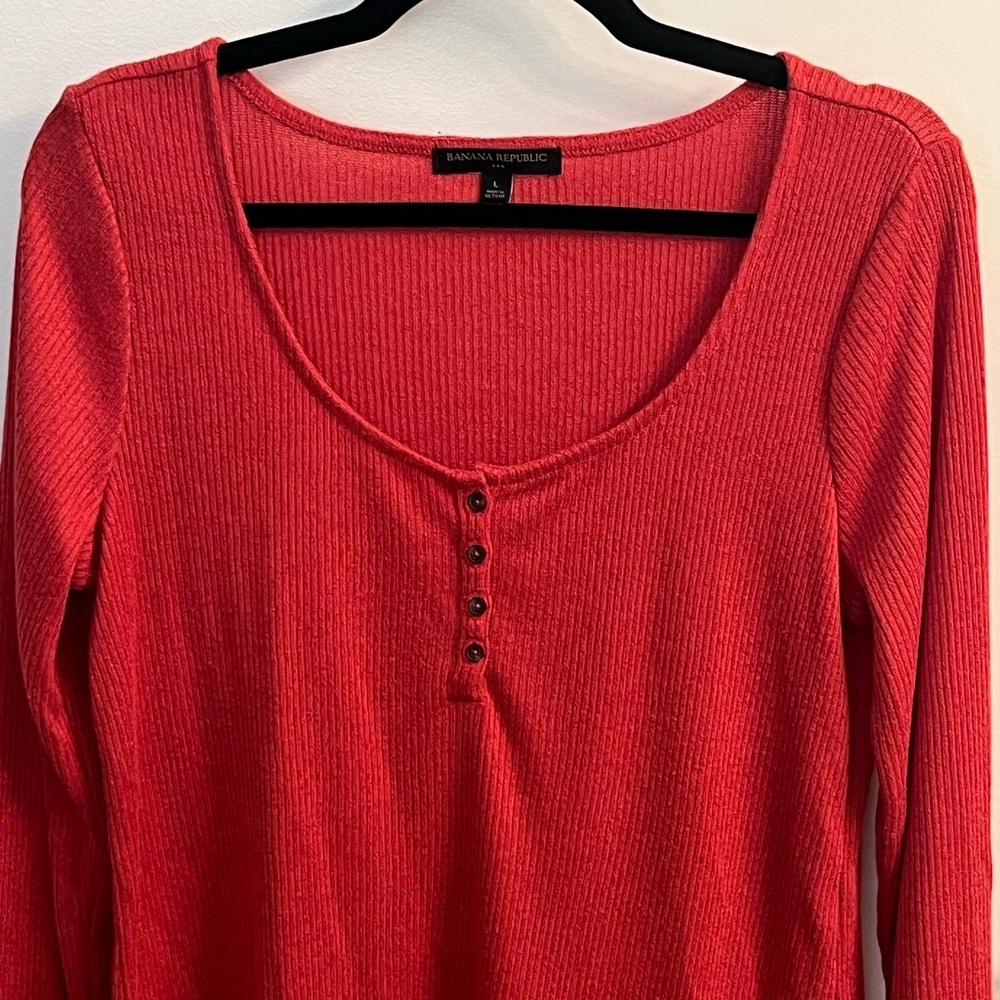 Banana Republic long Sleeve Henley Top